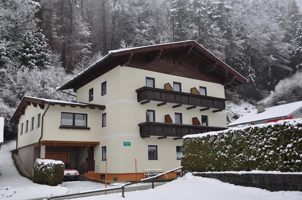 Haus Peter Bed and Breakfast Latschach ober dem Faakersee Eksteriør billede
